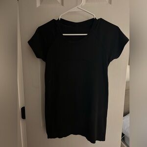 Lululemon black swiftly tech